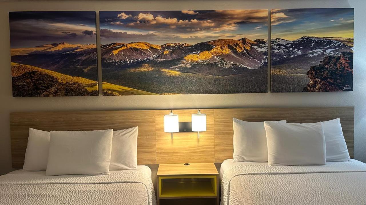 Days Inn By Wyndham Ridgecrest Near China Lake Naval Station Exterior foto